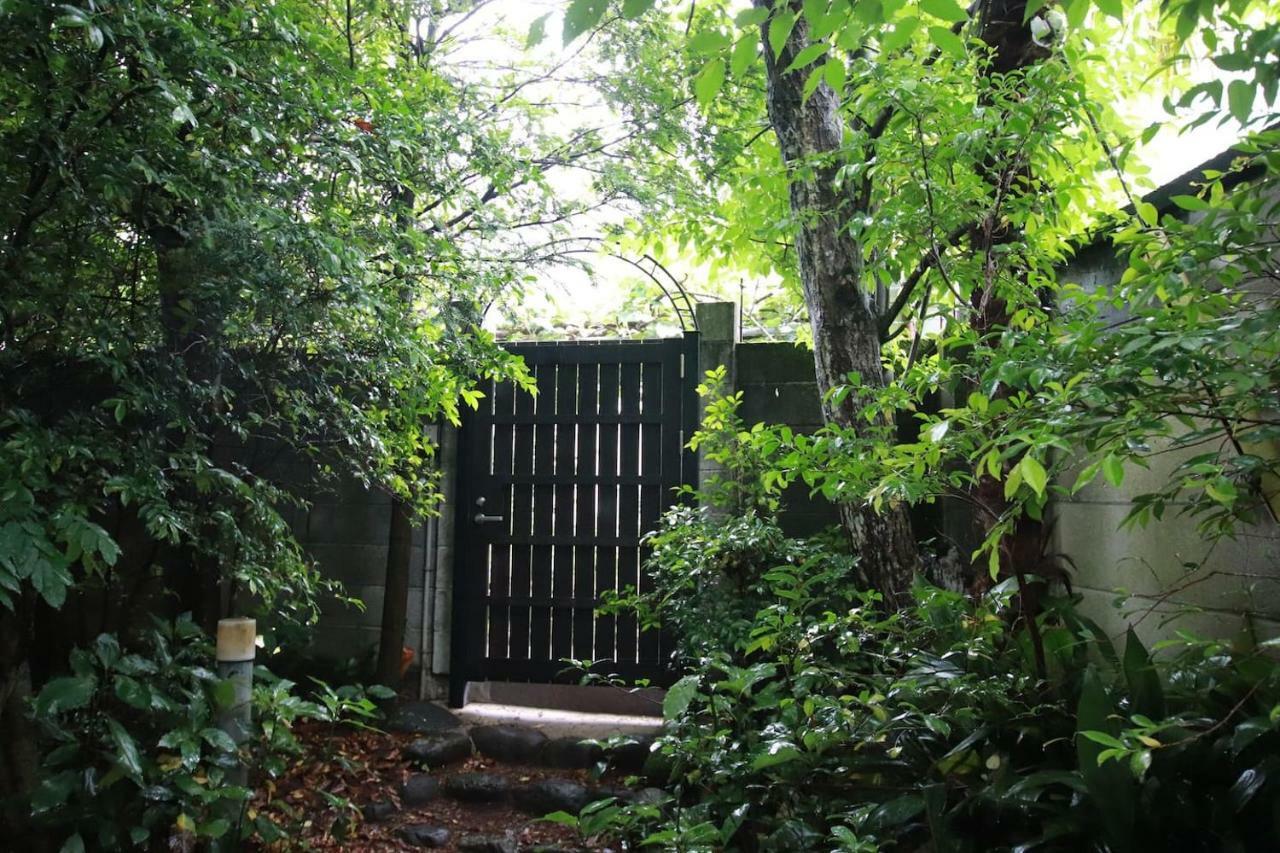 Вілла Yamaguchi House Annex, Private House With Onsen Хаконе Екстер'єр фото