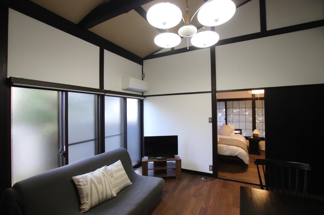 Вілла Yamaguchi House Annex, Private House With Onsen Хаконе Екстер'єр фото